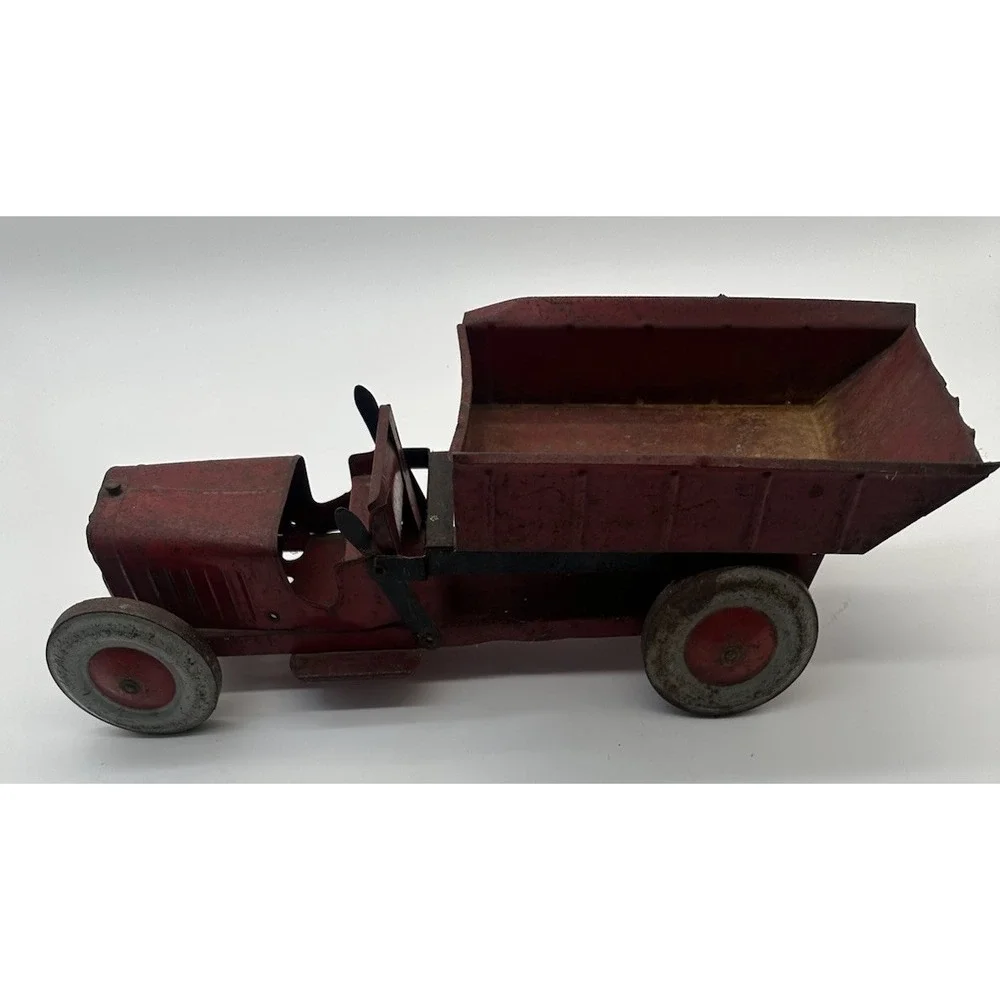 VINTAGE 1920'S STRUCTO PRESSED STEEL DUMP TRUCK RED TOY